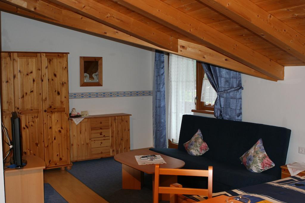 Hotel Haus Hildegard Neustift im Stubaital Habitación foto