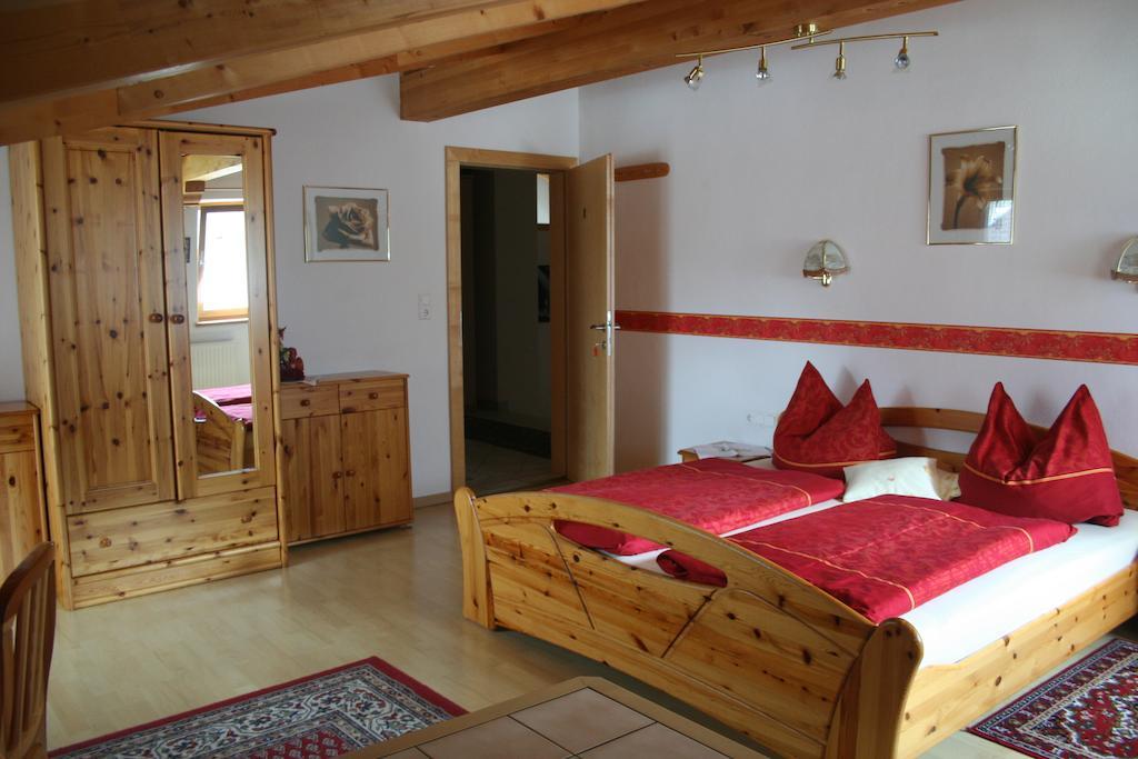 Hotel Haus Hildegard Neustift im Stubaital Habitación foto